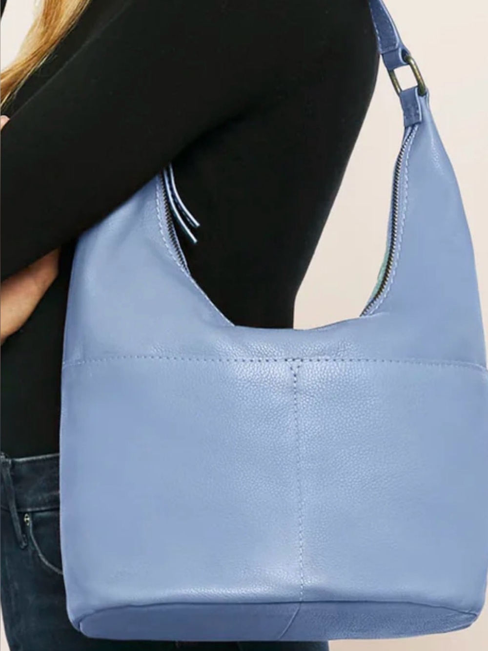American Leather Carrie Hobo Bag. Approx 14.5x12 (bag23)